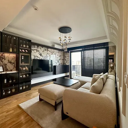 Apartment Designer In The Heart Of